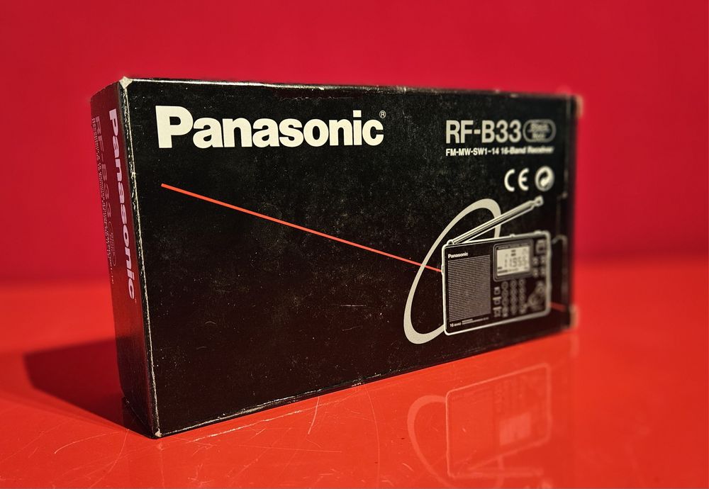 Radio globalne Panasonic RF-B33 komplet z futerałem, pudełkiem