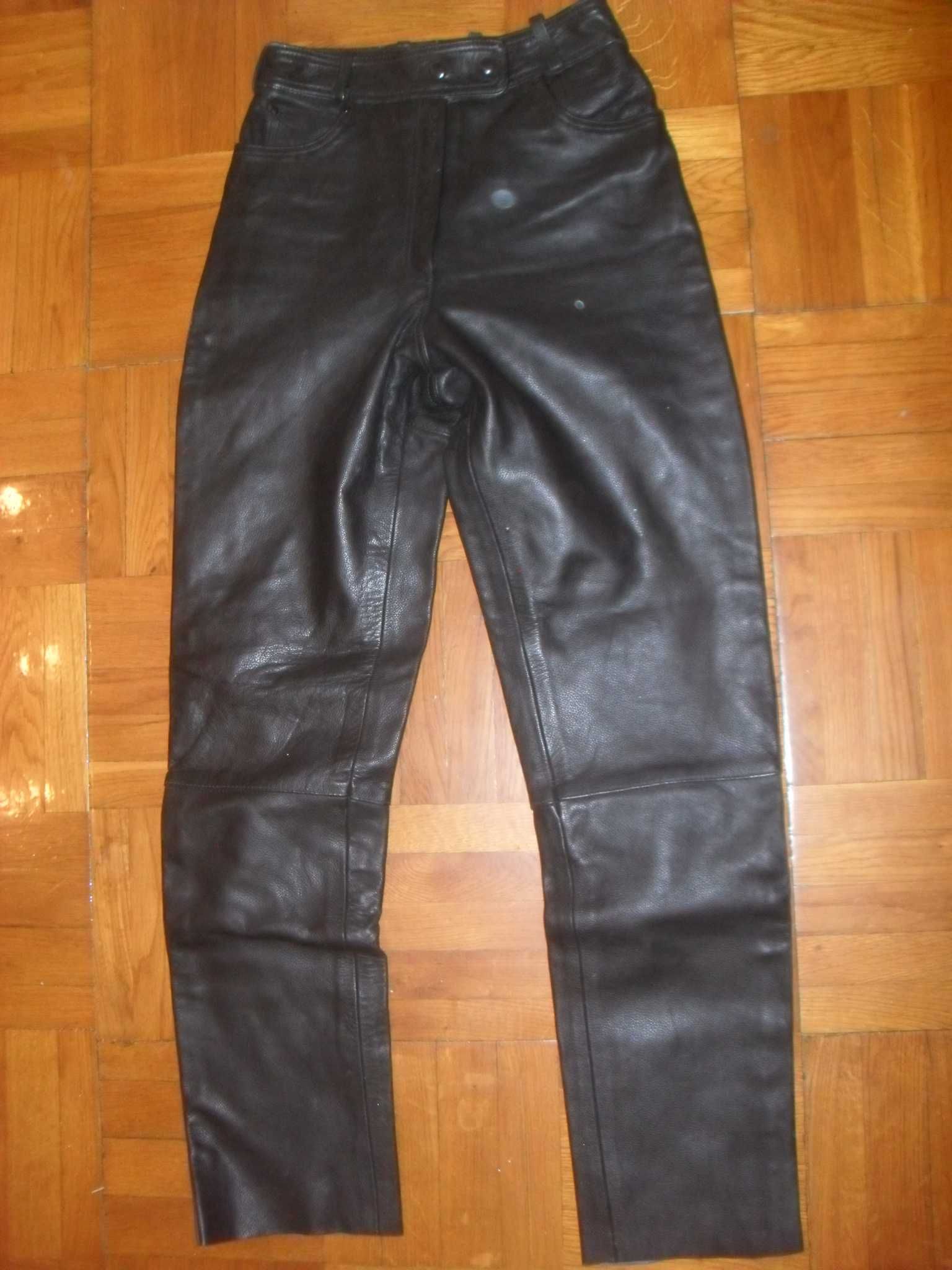 Мотокомбинезон женский кожаный HARRO ( 2 пары брюк ) , р. 36-38 (XS-S)