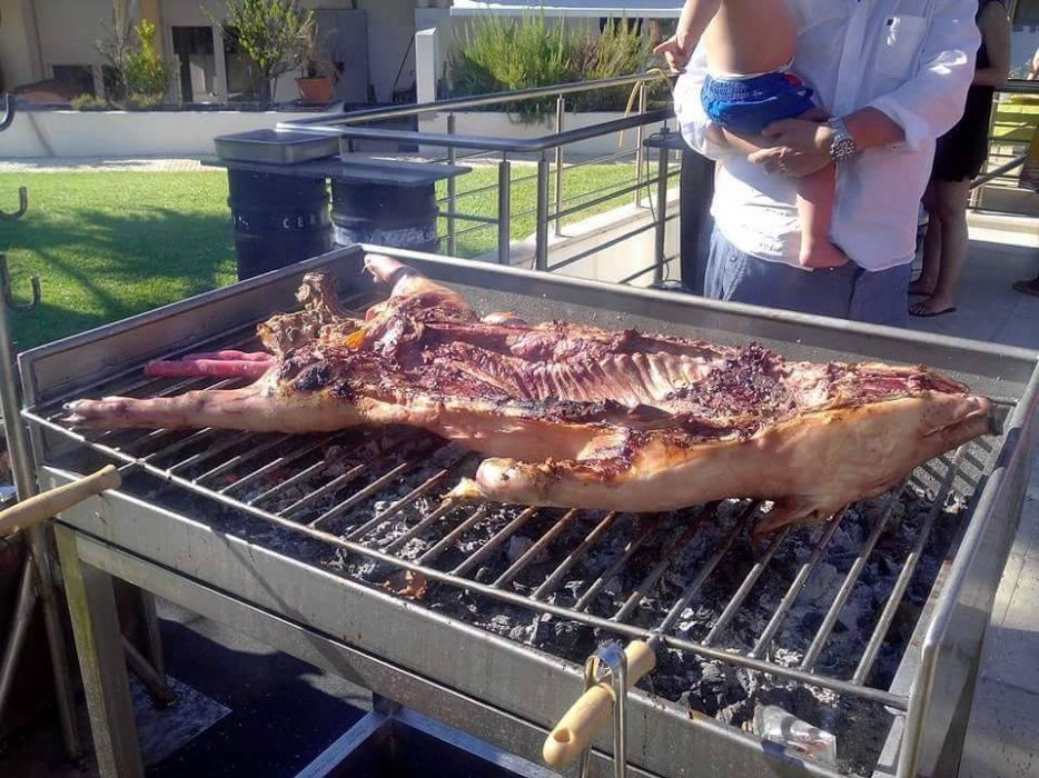 Porco no espeto, Grelhados no carvão