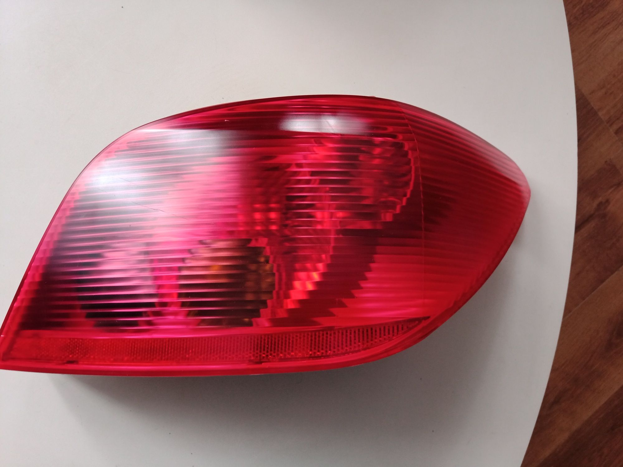 Lampy tył Peugeot 307