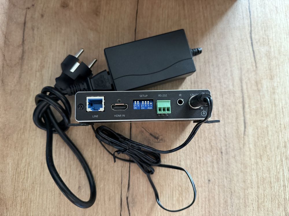 Kramer Electronics TP-583T/TP-583R Transmiter z zasilaczem x 4