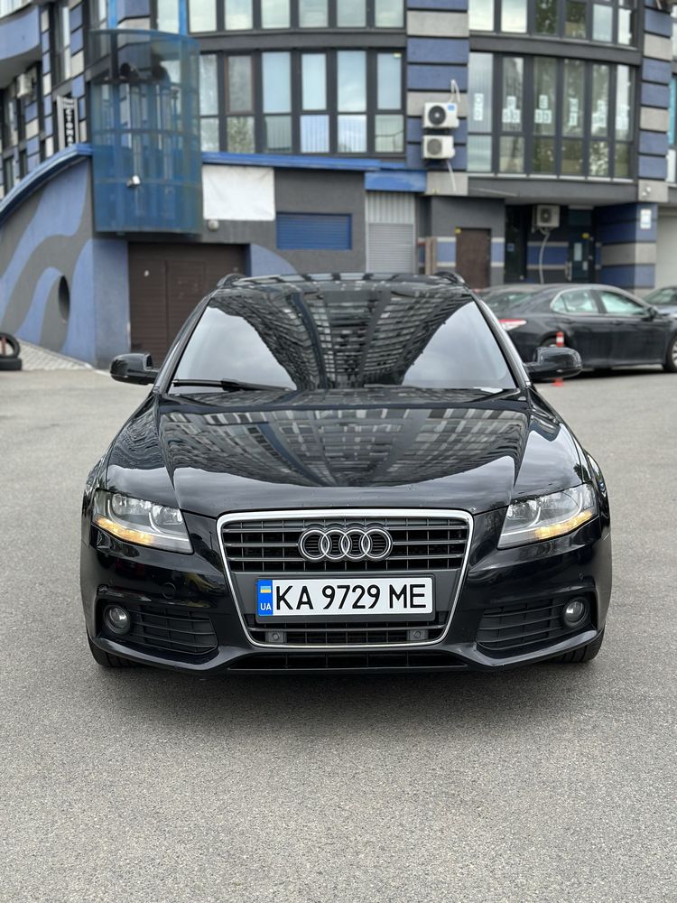 Audi A4B8 2010 автомат 2.0tdi