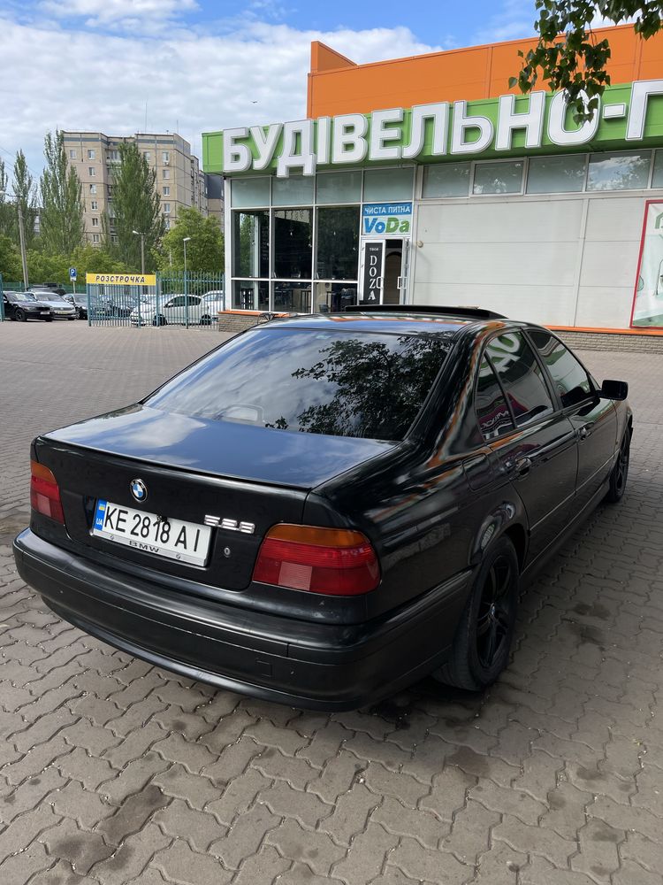 Продам BMW e39 2.8