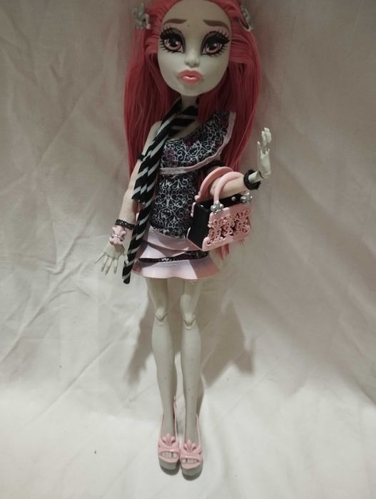 Ляльки монстер хай