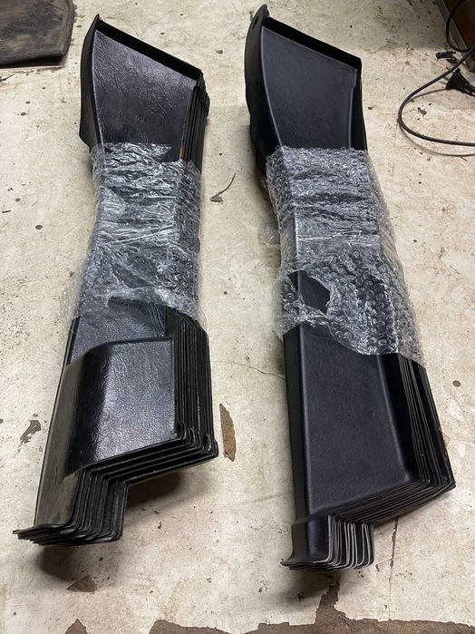 пластик обшивка багажника лонжерона ваз 2106.2107