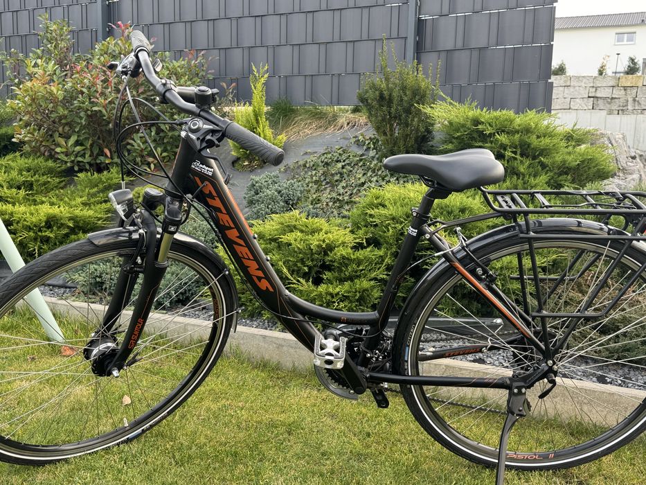 Rower Stevens Damka Miejski 28“ LED prosto z niemiec