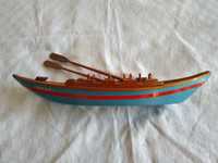 Barco Saveiro, miniatura em madeira