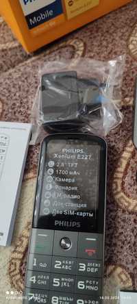 Телефон Philips e227