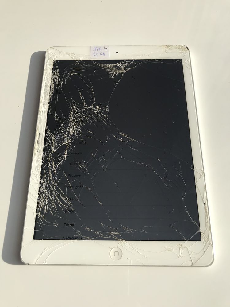 IPad Air 32GB zablokowany N4