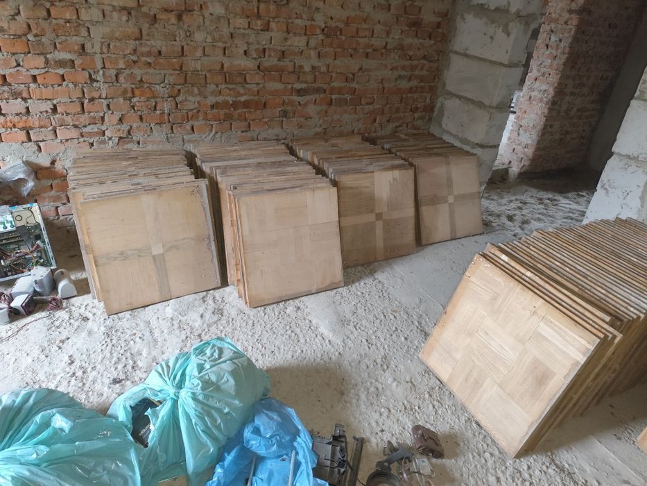 Паркет дубовий щитовий новий