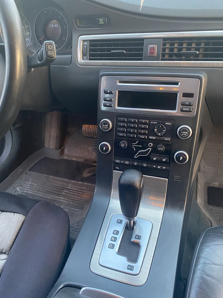 Volvo V70 2.4 D 185 KM 4x4 2008r Automat
