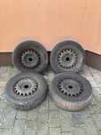 Opony zimowe nokian z felgami 15"