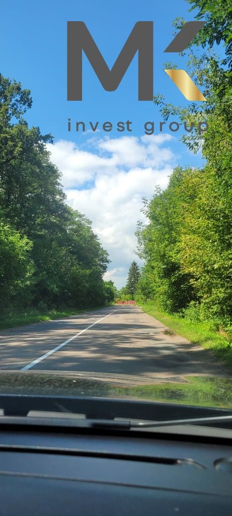 Будинок на 25 сотках землі біля лісу