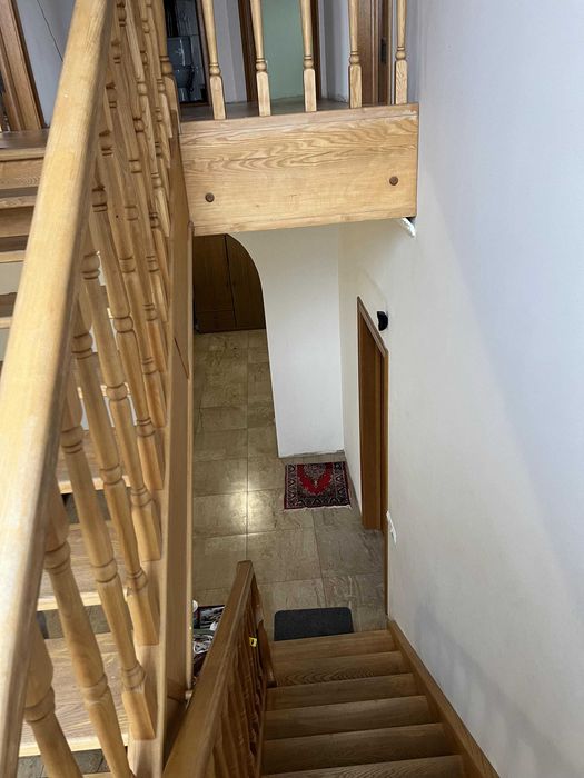 Продаж двоповерхового будинку вул. Надпільна