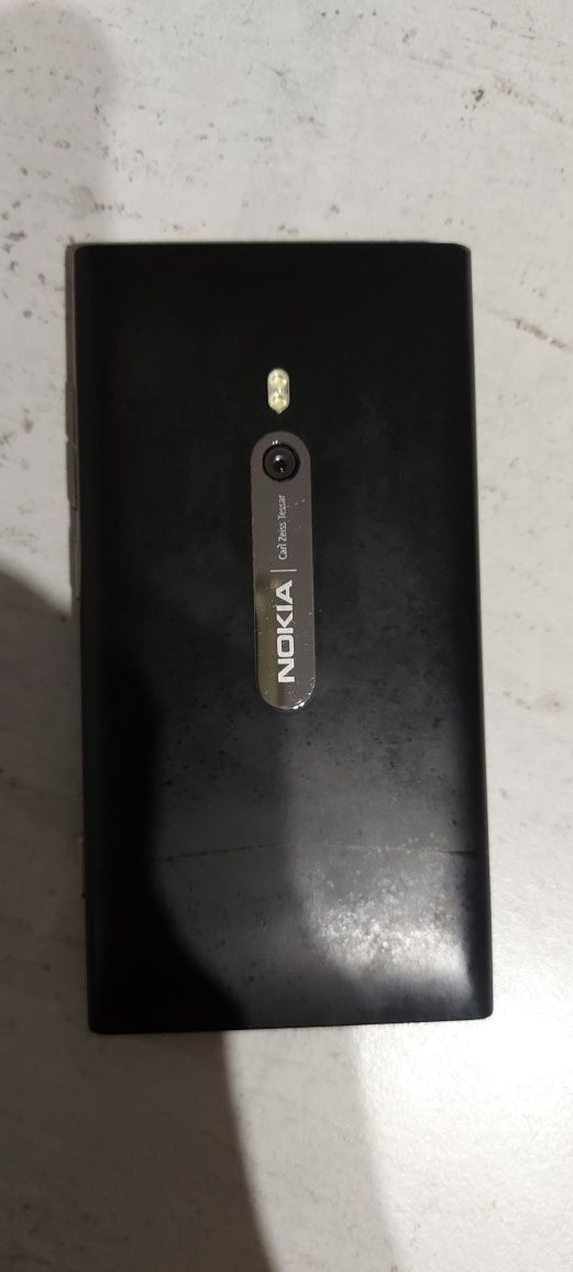 NOKIA Lumia 800 RM-801