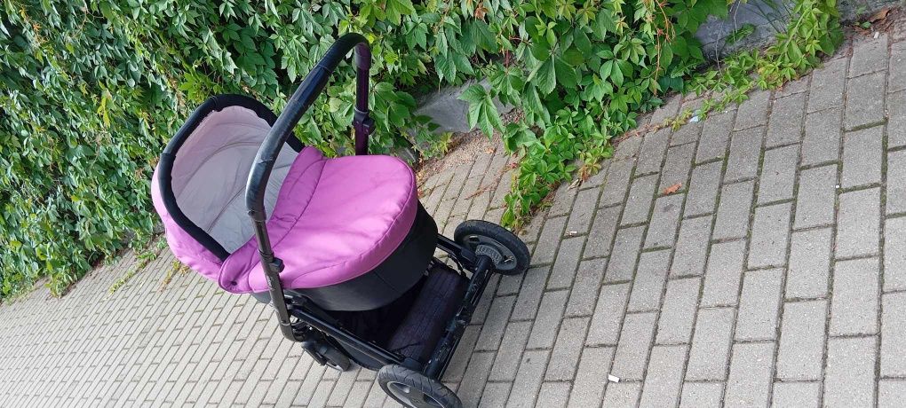 Sprzedam wózek 2w1