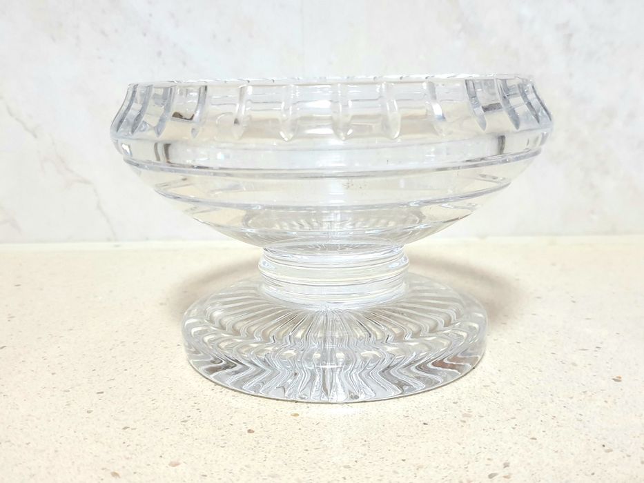 Fantástico pesado cinzeiro de pé alto vintage em cristal