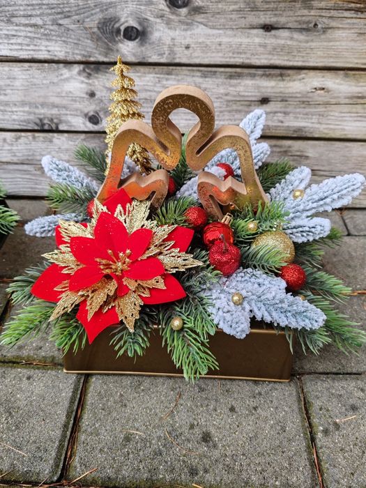 Stroik na Boże Narodzenie złoto czerwony z Aniołem.