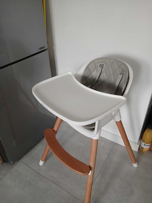 Krzeselko do karmienia kinderkraft