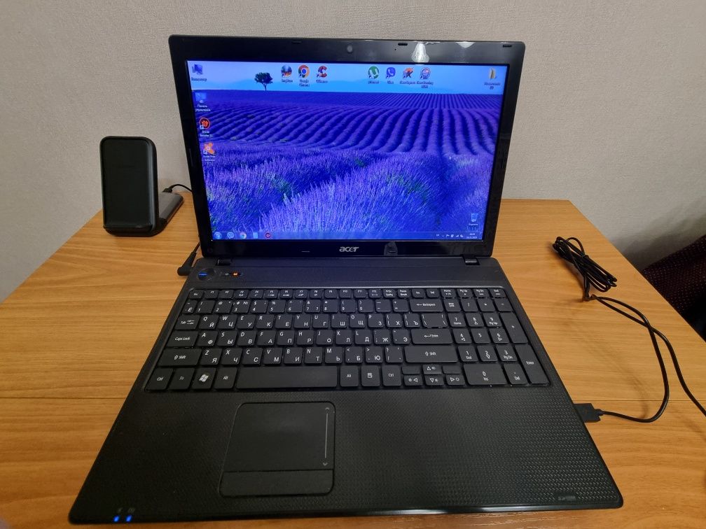 Ноутбук Acer Aspire 15.6. Сore I3, 8Gb, HDD 500 gb, Nvidia 1 Gb.