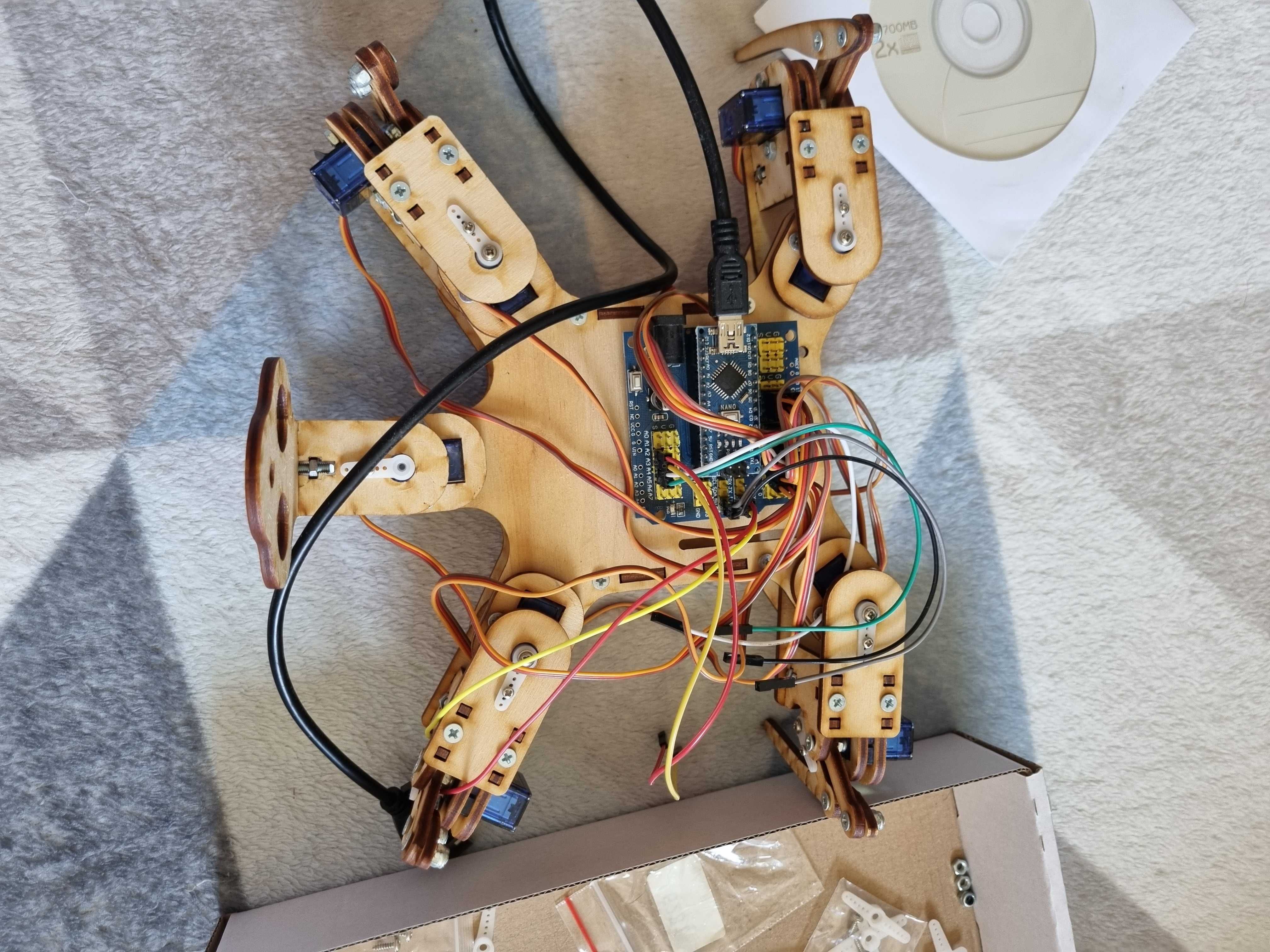Zestaw arduino progaramowalny pająk