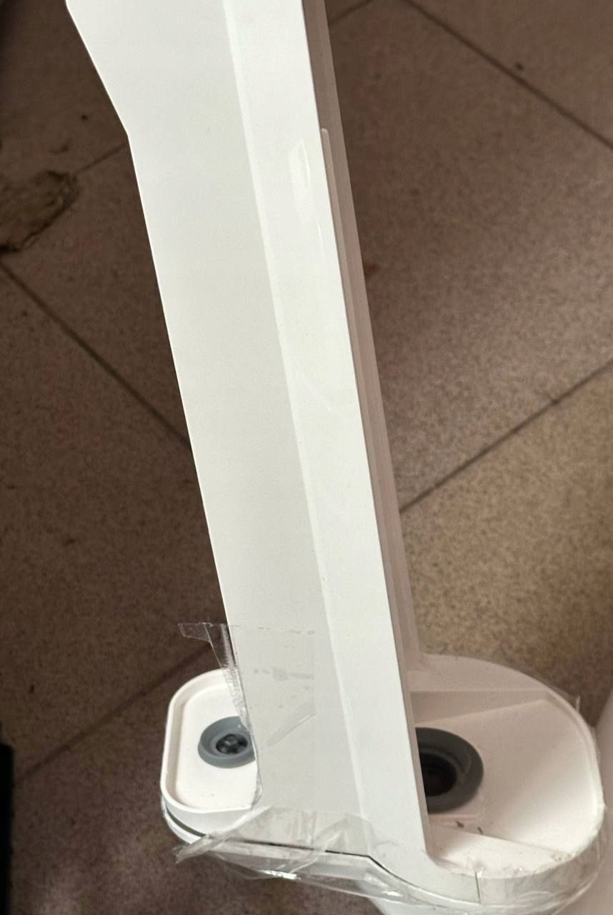 Obudowa z elektroniką od Odkurzacz pionowy Ultenic AC1 biały