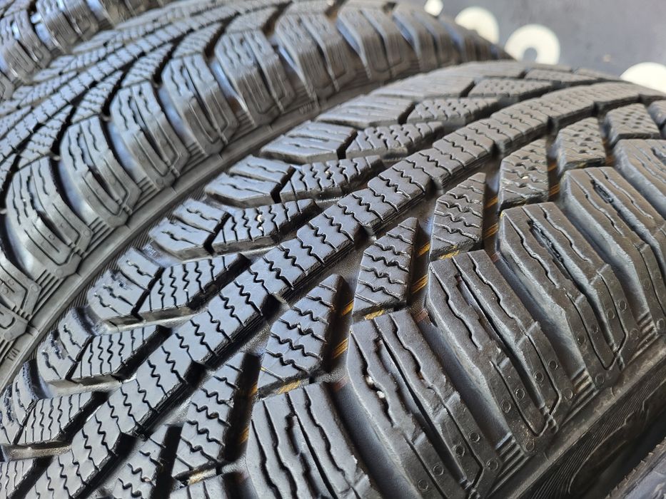 Opony zimowe 165/70/14 Semperit