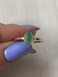 Srebrny 925 pozłacany pierścionek z zielonym oczkiem