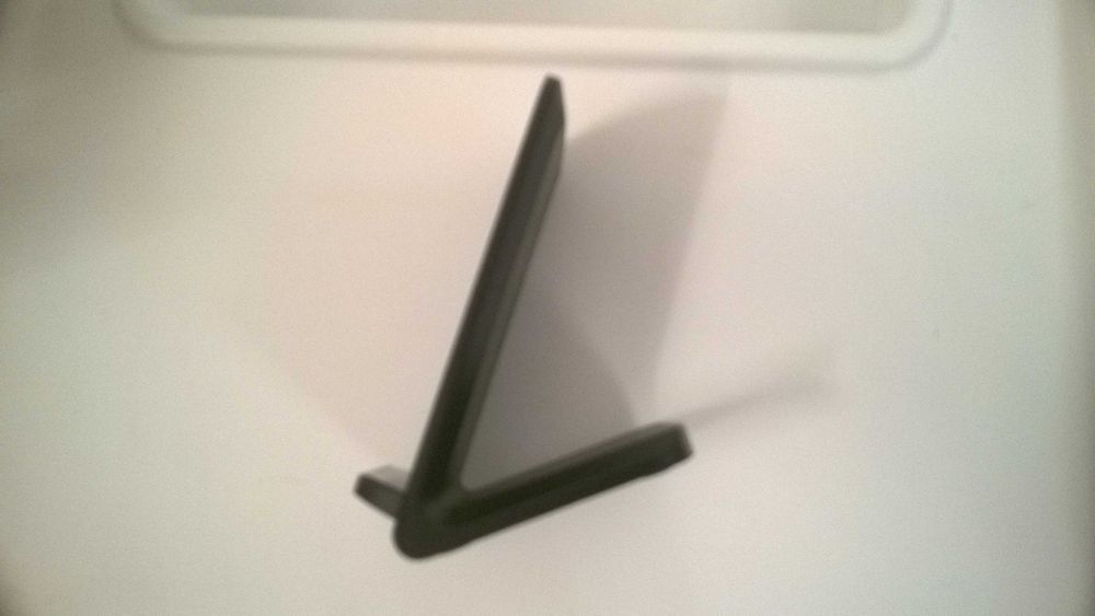 Bezprzewodowa indukcyjna ładowarka / charge wireless charging stand