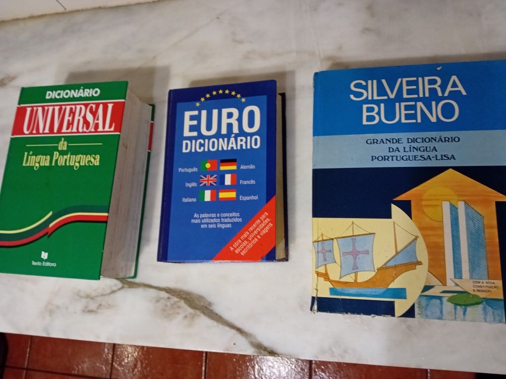 Conjunto de 3 Dicionários Língua Portuguesa
