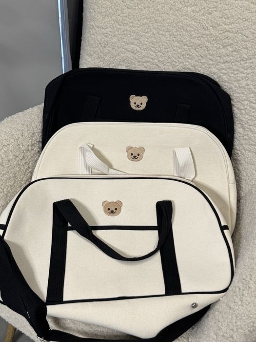 Сумка в подорож з дитиною вмістка