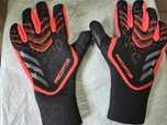 Воротарські рукавиці Adidas Predator Pro 25 Black/Black/Lucid Red роз