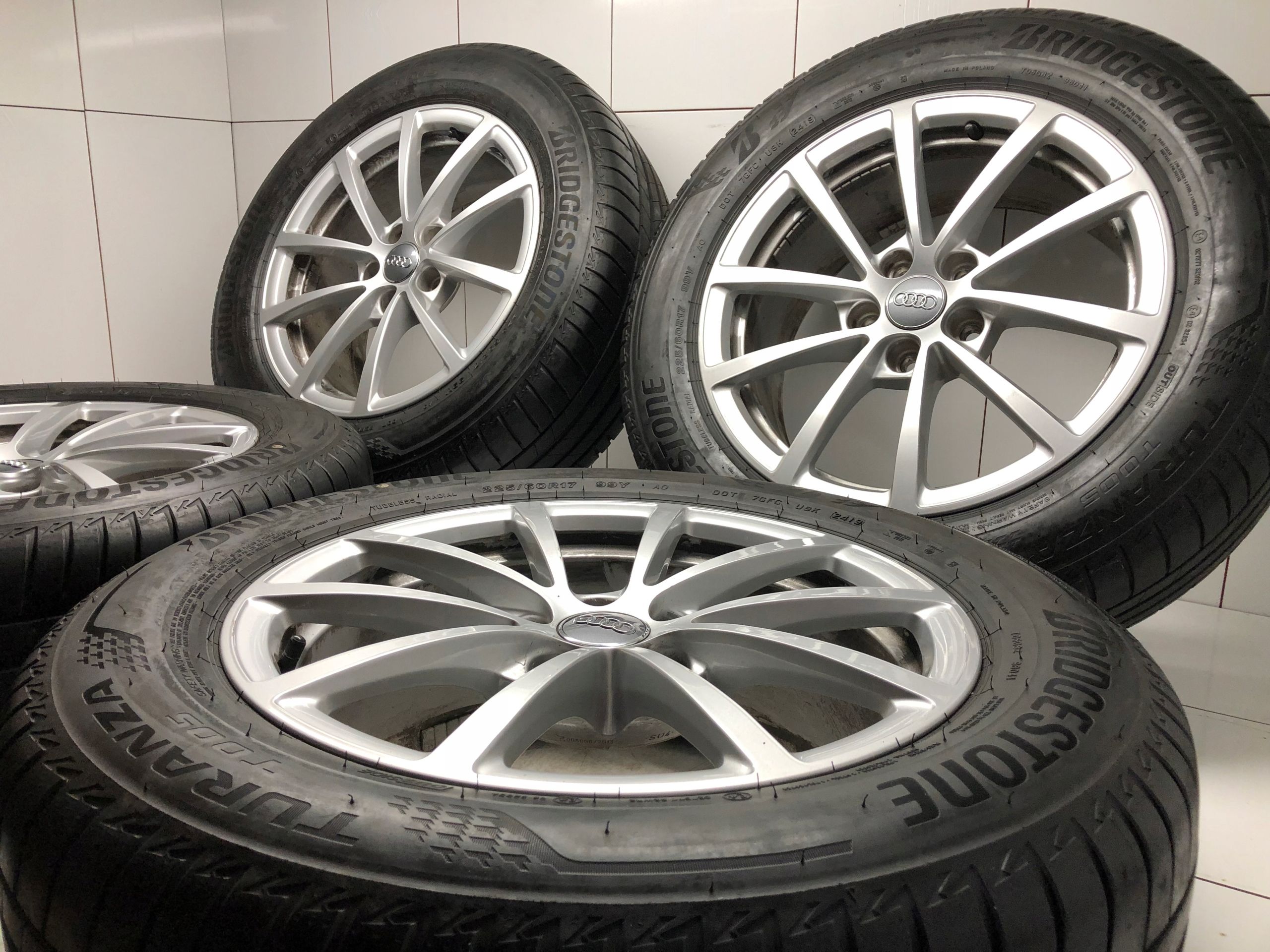 Kola Felgi 17 Audi 4K0 A4 A5 s Line 7.5 ET36 Ideal
