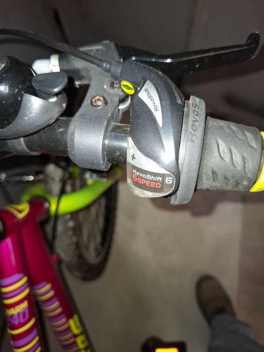 Bicicleta criança roda 24  como nova