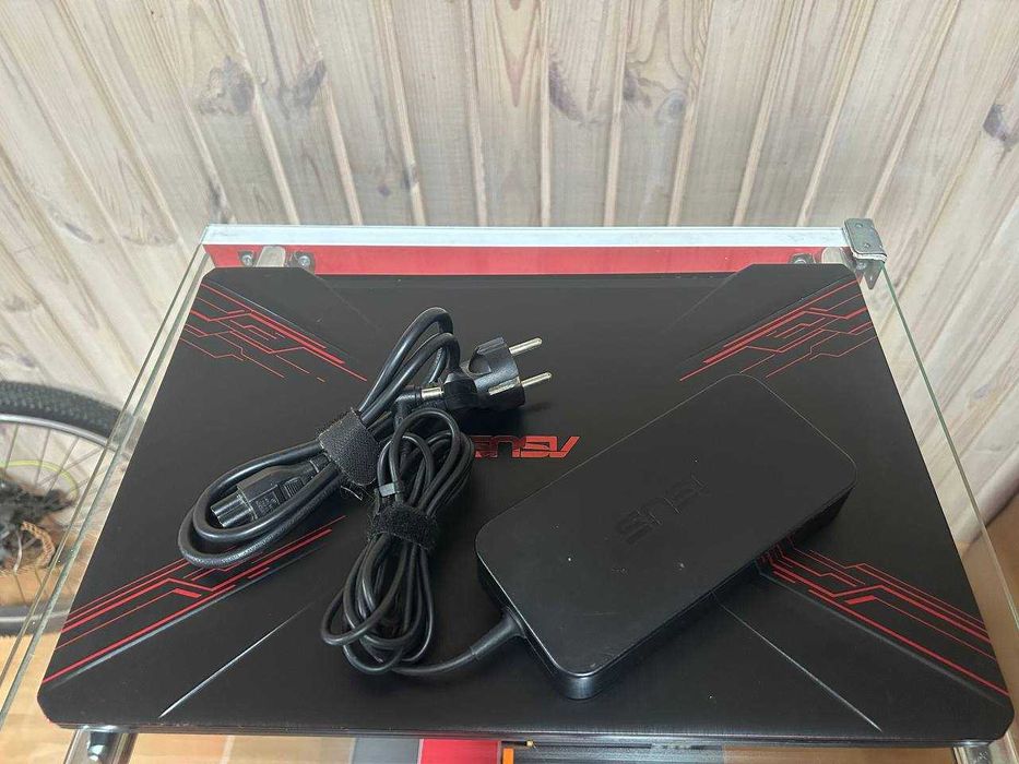 Ігровий ноутбук Asus  FX504GM