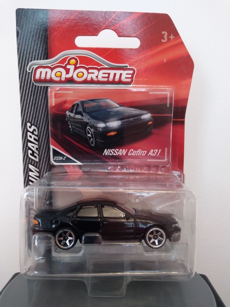 Majorette Nissan cefiro A31