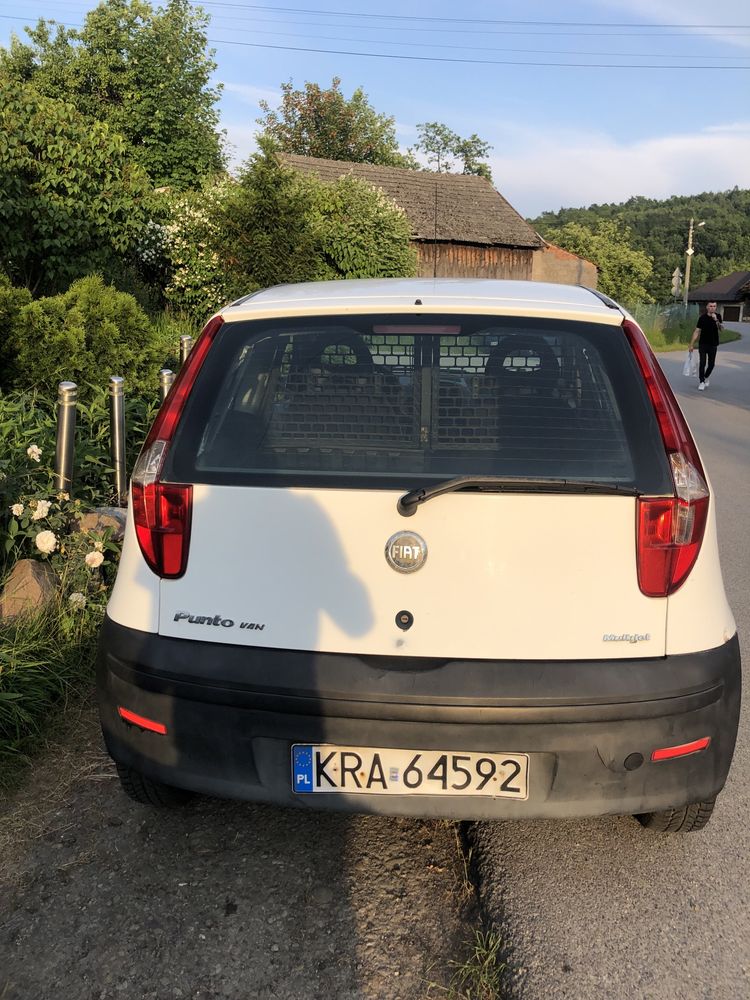 Fiat punto 1.3 multijet Van 2005, klima. Vat1