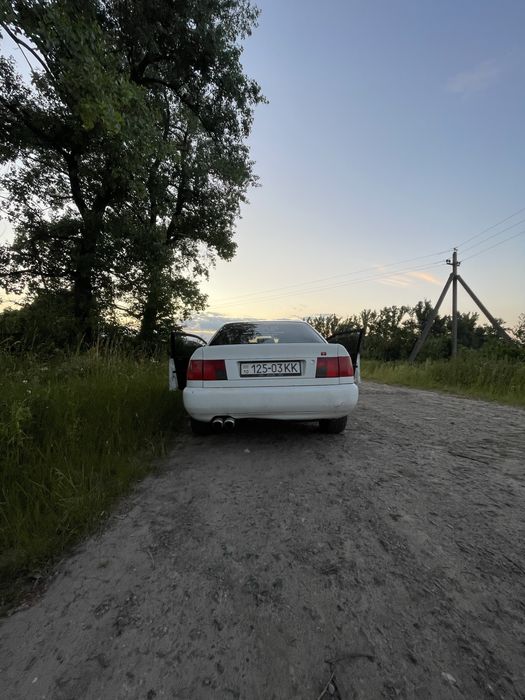 Audi 100 c4 2.0 бенз