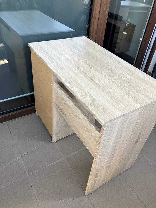 Sprzedam biurko 90x51x71