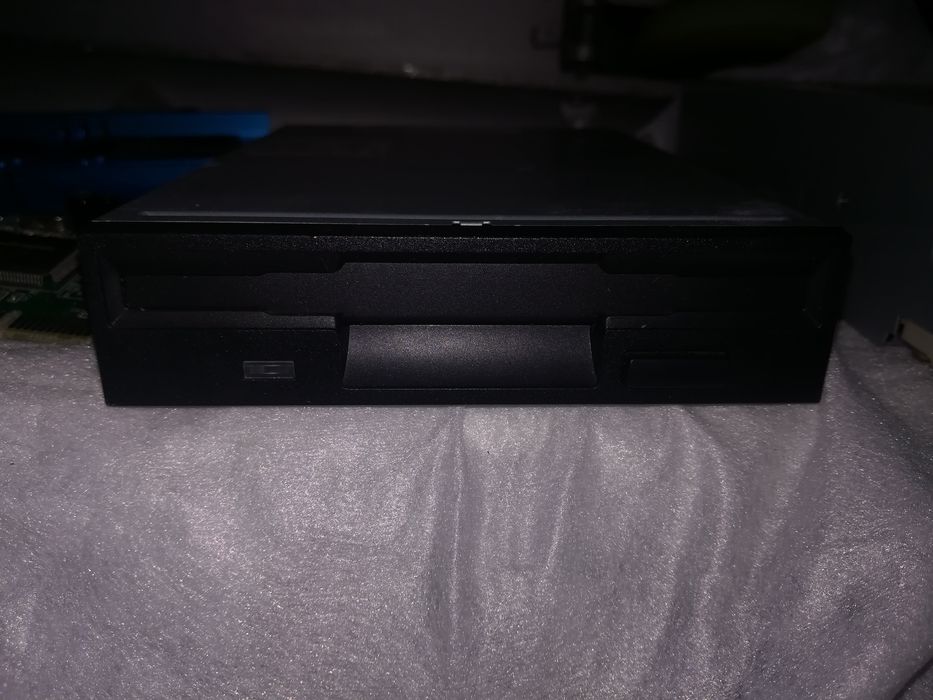 Material informático, smartwatch  e telecomunicações / GPS - vintage