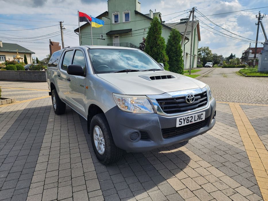 Toyota Hilux 2.5 diesel 2014 рік ІДЕАЛ!