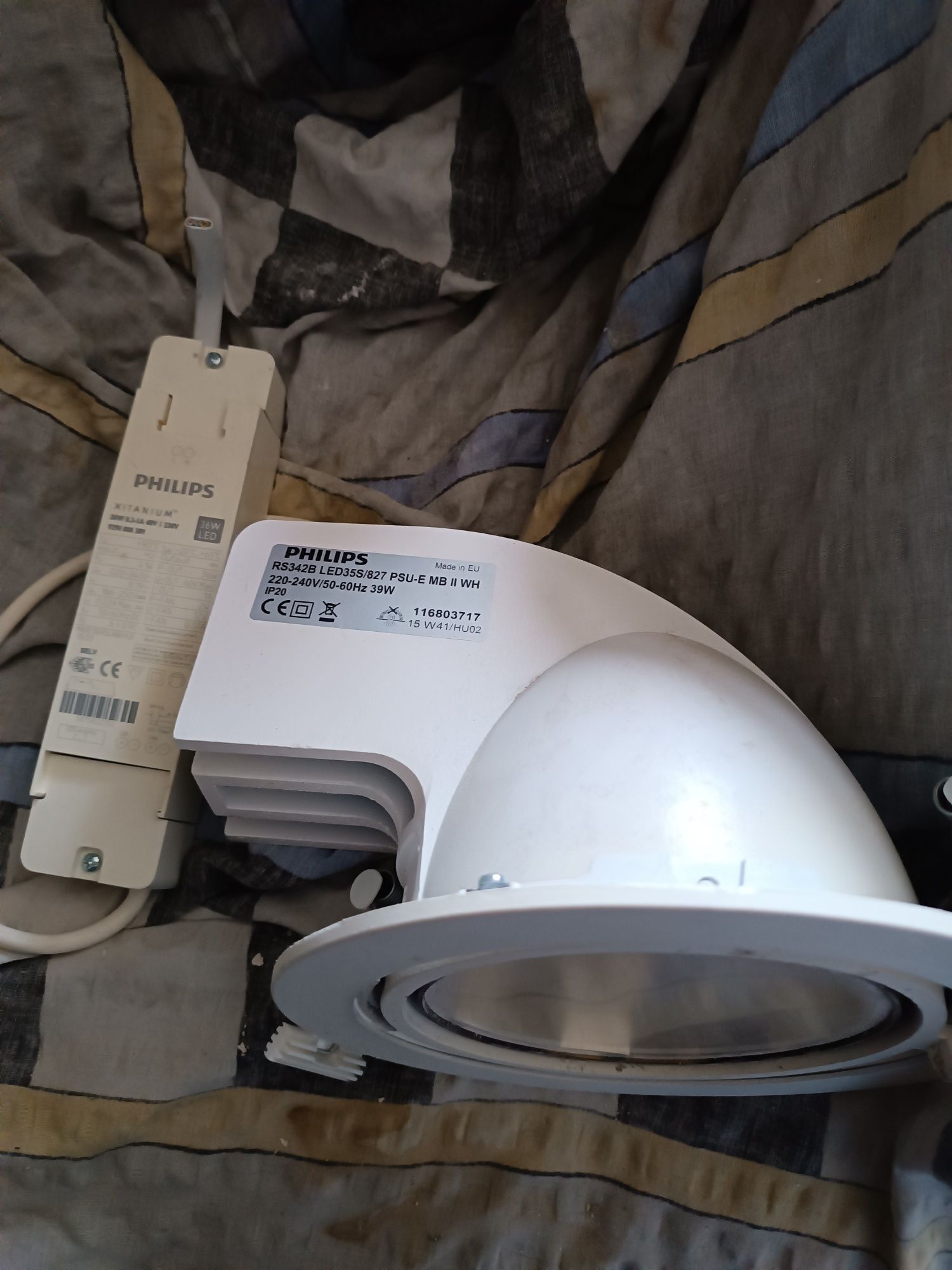Lampy z demontarzu
