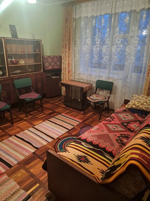 Оренда 1 кім. квартири по вул. Соборності.