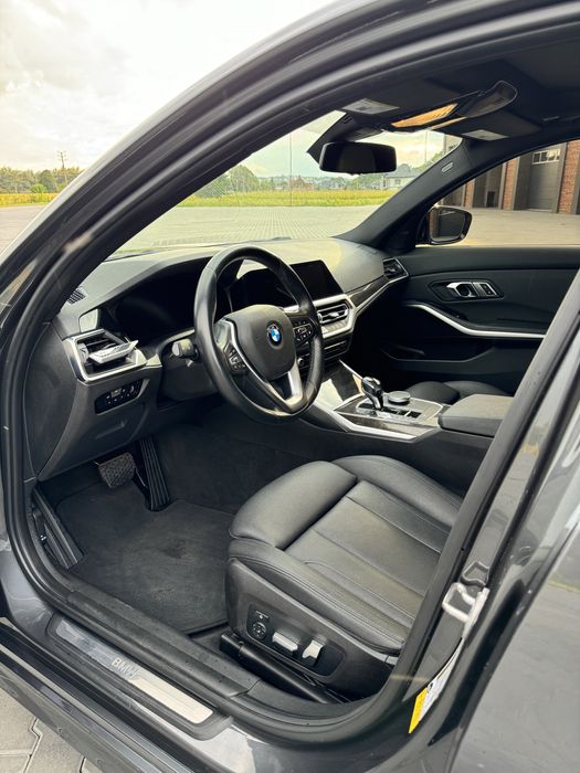 BMW 330i G20 2019 рік