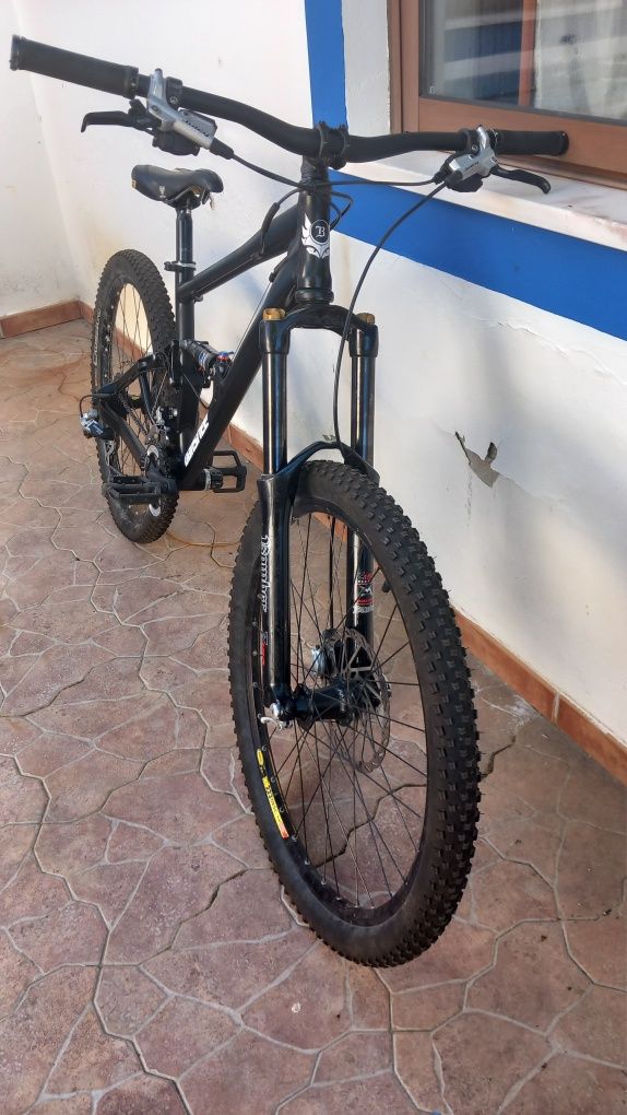 Bicicleta de enduro Banshee