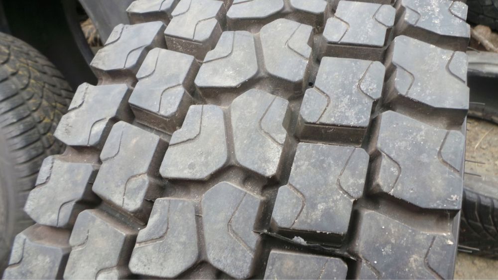 1x 265/70/19,5 Pirelli TR01 idealny stan 15mm FV brutto