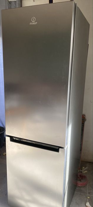 Frigorifico Indesit