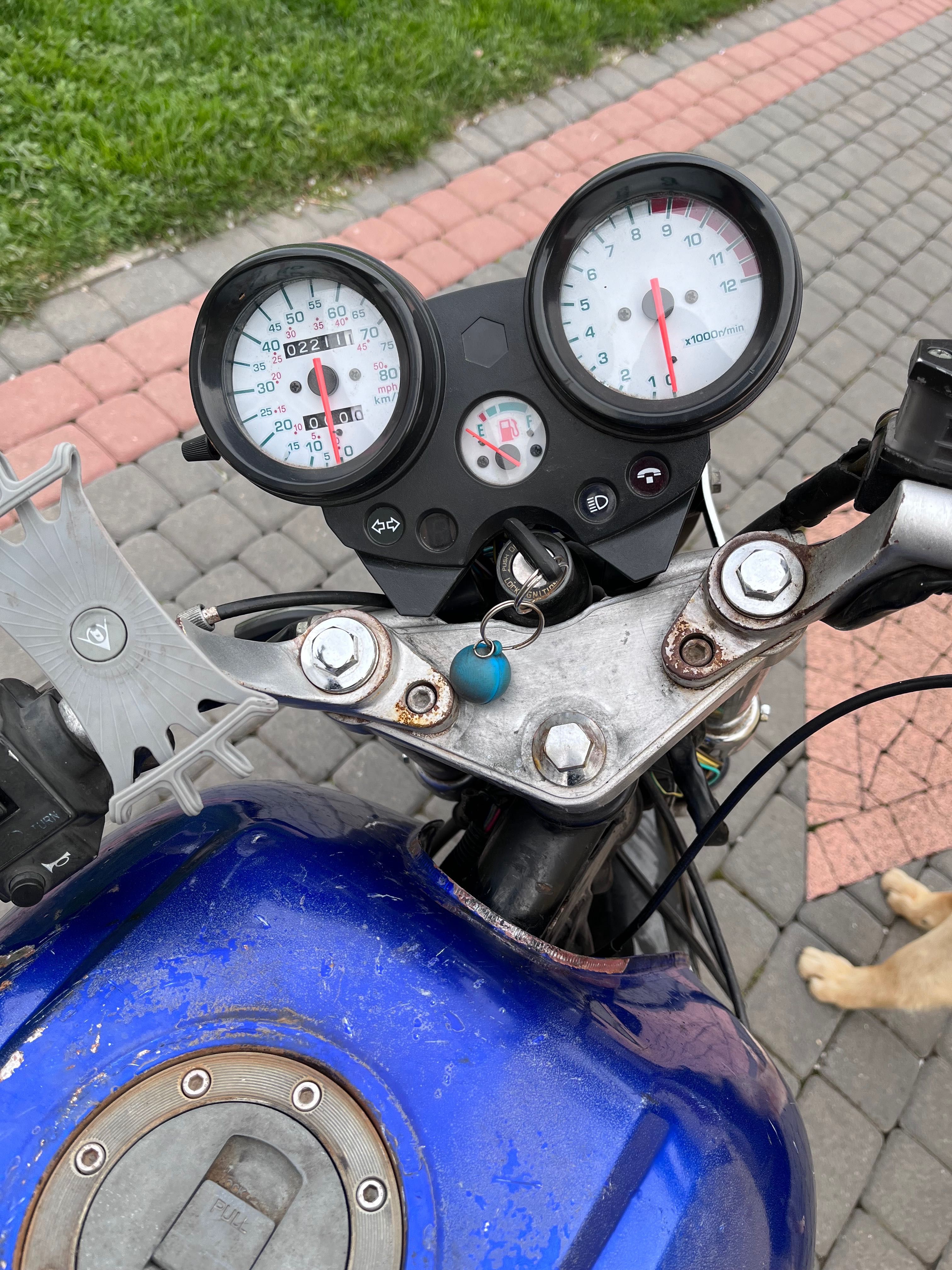 Motocykl motor yamasaki ( Yamaha )