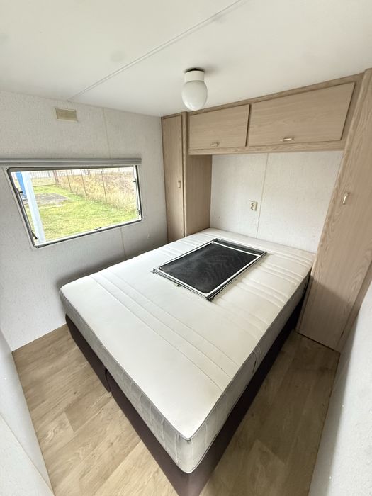 Domek holenderski Sunseeker 8.6m/3.3m, dwie sypialnie, transport