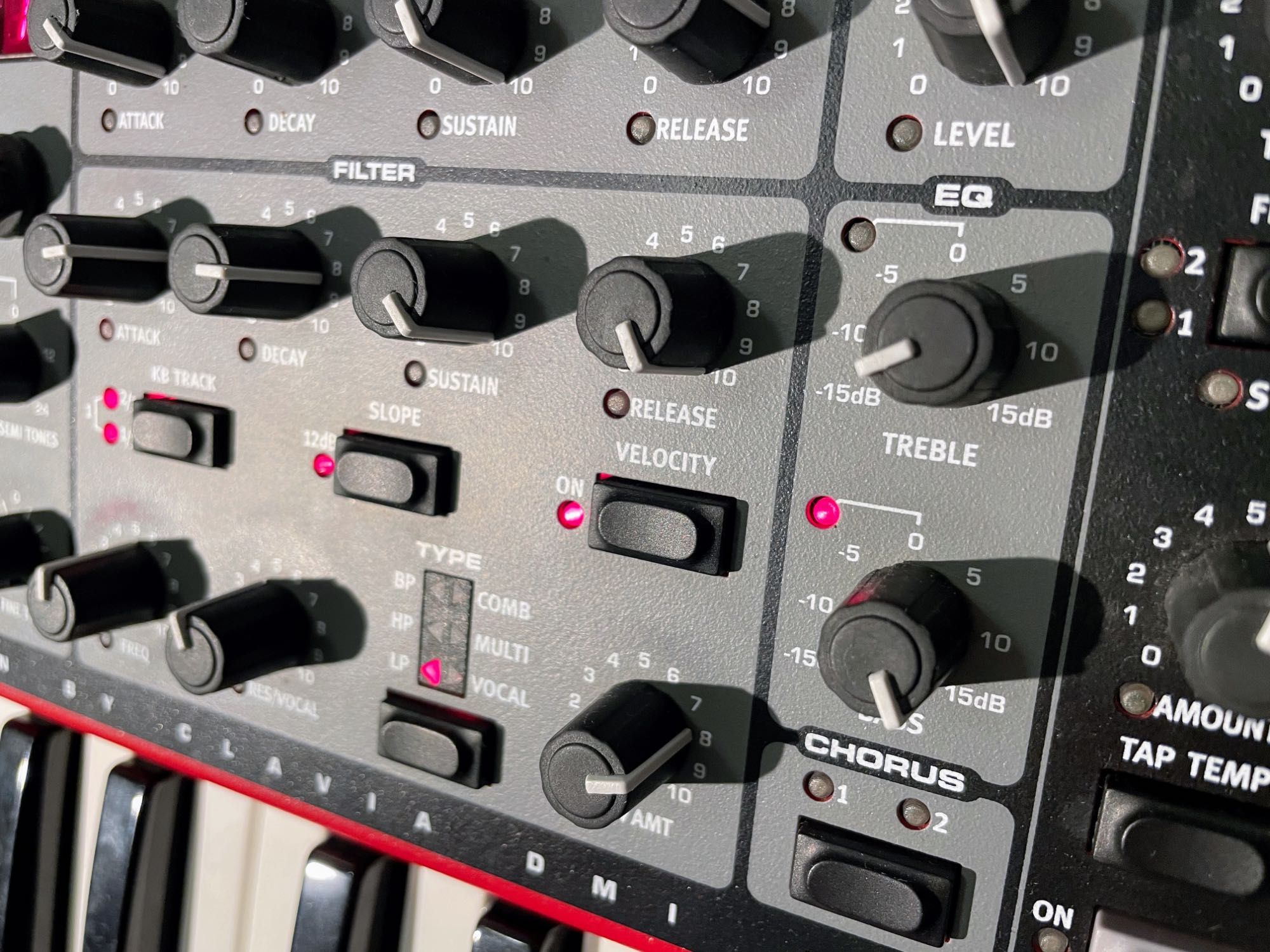 Clavia Nord Wave